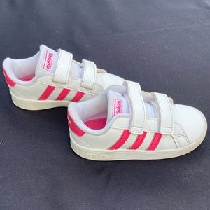 Adidas Grand Court Shoes